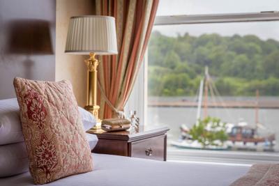 Granville Hotel | Waterford | Why Book Direct? | River View Bedroom