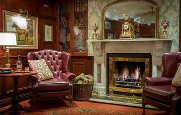 Granville Hotel | Waterford | Fireplace in Thomas Francis Meagher Bar