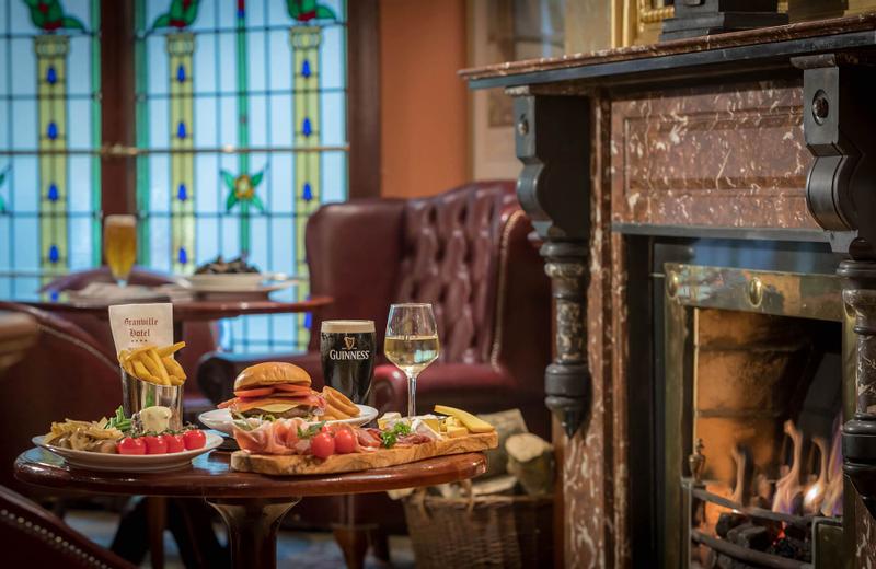 Granville Hotel | Waterford | Food in Thomas Francis Meagher Bar