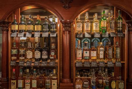 Granville Hotel | Waterford | Whiskey Wall in Thomas Francis Meagher Bar