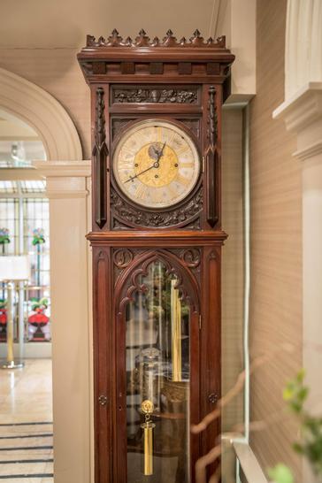 Granville Hotel | Waterford | Lord Roberts Grandfather Clock